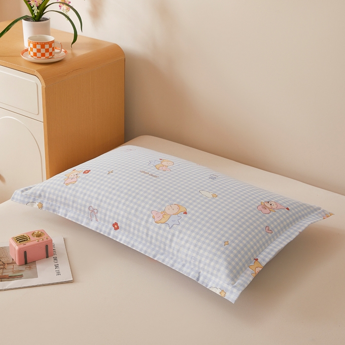 91家纺网 家纺一手货源 找家纺 翎盈家纺 2026新款卡通小清新全棉纯棉枕套成人学生儿童枕头套 甜梦小精灵-蓝