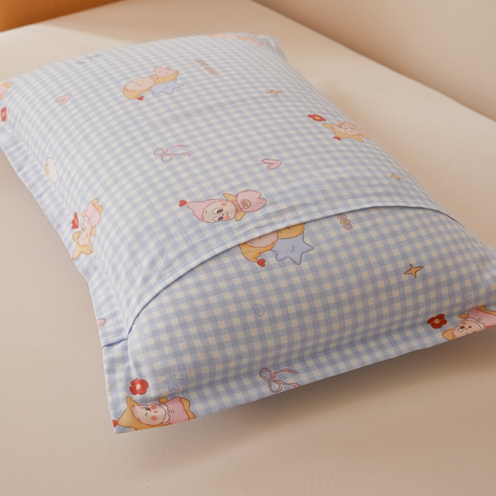 91家纺网 家纺一手货源 找家纺 翎盈家纺 2026新款卡通小清新全棉纯棉枕套成人学生儿童枕头套 甜梦小精灵-蓝