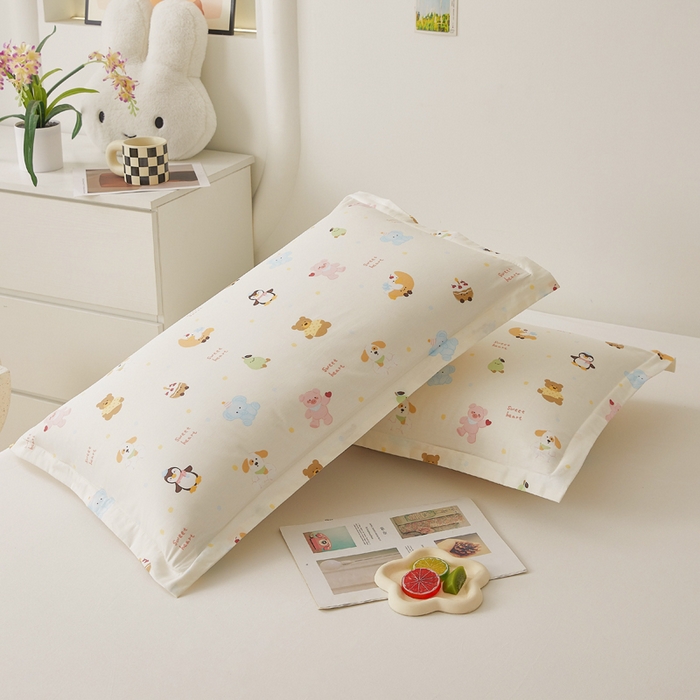 91家纺网 家纺一手货源 找家纺 翎盈家纺 2026新款卡通小清新全棉纯棉枕套成人学生儿童枕头套 甜蜜乐园