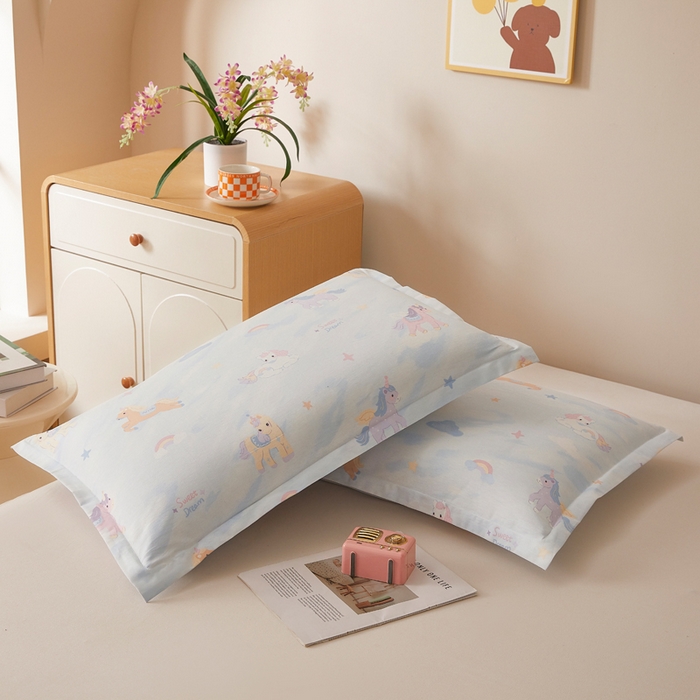 91家纺网 家纺一手货源 找家纺 翎盈家纺 2026新款卡通小清新全棉纯棉枕套成人学生儿童枕头套 星芒小马