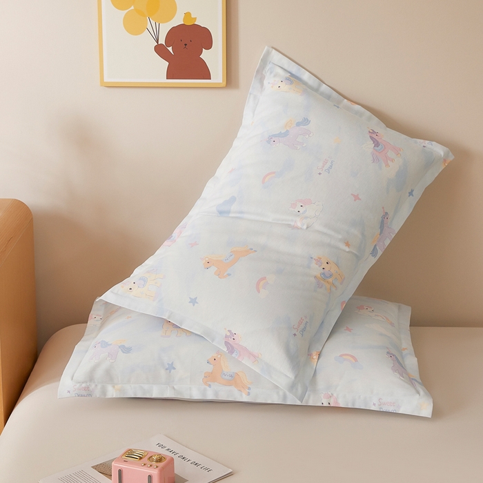 91家纺网 家纺一手货源 找家纺 翎盈家纺 2026新款卡通小清新全棉纯棉枕套成人学生儿童枕头套 星芒小马