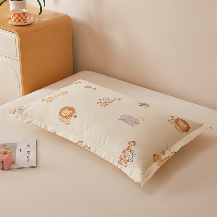 91家纺网 家纺一手货源 找家纺 翎盈家纺 2026新款卡通小清新全棉纯棉枕套成人学生儿童枕头套 游乐园