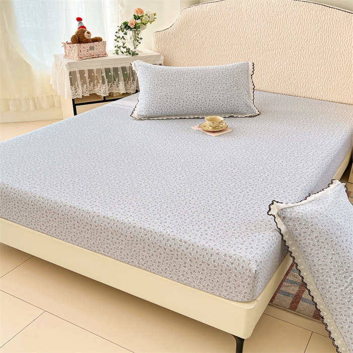 91家纺网 家纺一手货源 找家纺 梦舒羽 2026新款A类云朵棉亲肤四季款床笠席梦思床罩全包床单三件套 满天星-蓝