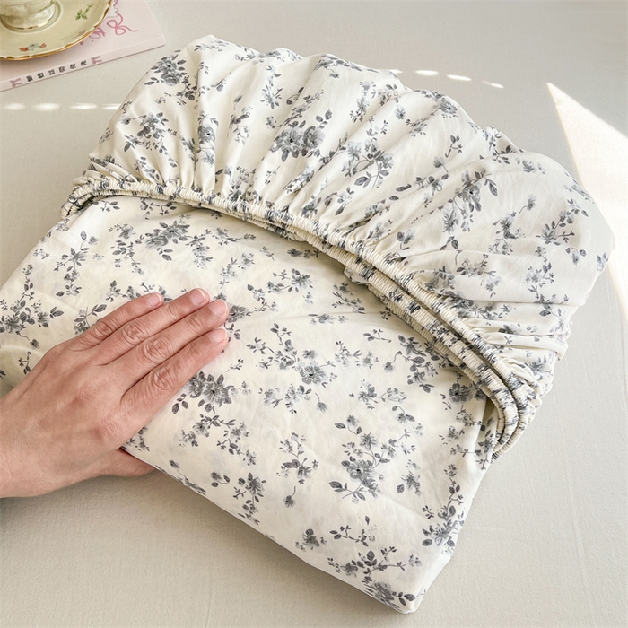 91家纺网 家纺一手货源 找家纺 梦舒羽 2026新款A类云朵棉亲肤四季款床笠席梦思床罩全包床单三件套 兰亭序-灰