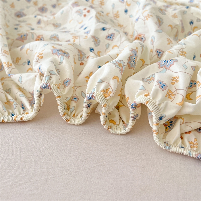 91家纺网 家纺一手货源 找家纺 梦舒羽 2026新款A类云朵棉亲肤四季款床笠席梦思床罩全包床单三件套 花蔓清风