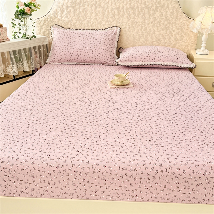 91家纺网 家纺一手货源 找家纺 梦舒羽 2026新款A类云朵棉亲肤四季款床笠席梦思床罩全包床单三件套 爱丽丝-粉