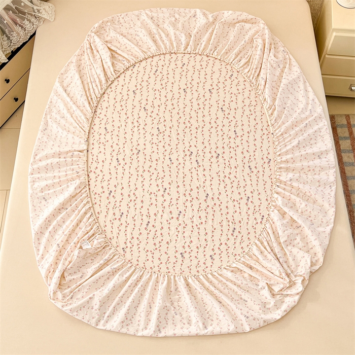 91家纺网 家纺一手货源 找家纺 梦舒羽 2026新款A类云朵棉亲肤四季款床笠席梦思床罩全包床单三件套 花漾甜心