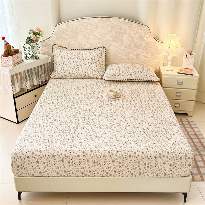 91家纺网 家纺一手货源 找家纺 梦舒羽 2026新款A类云朵棉亲肤四季款床笠席梦思床罩全包床单三件套 花蔓清风