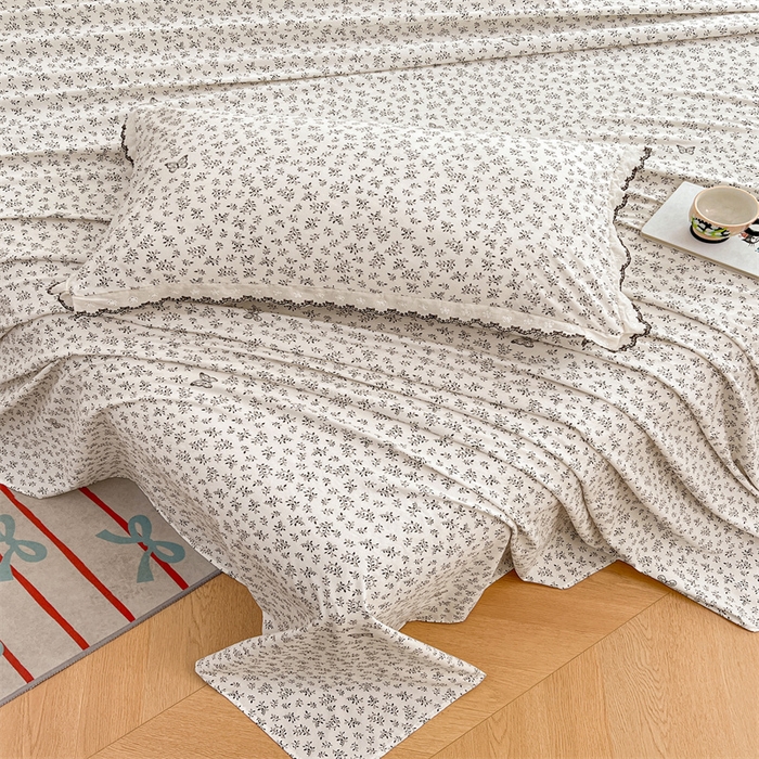 91家纺网 家纺一手货源 找家纺 梦舒羽 2026新款A类云朵棉床单亲肤四季款席梦思床罩全包床单三件套 花间迷离