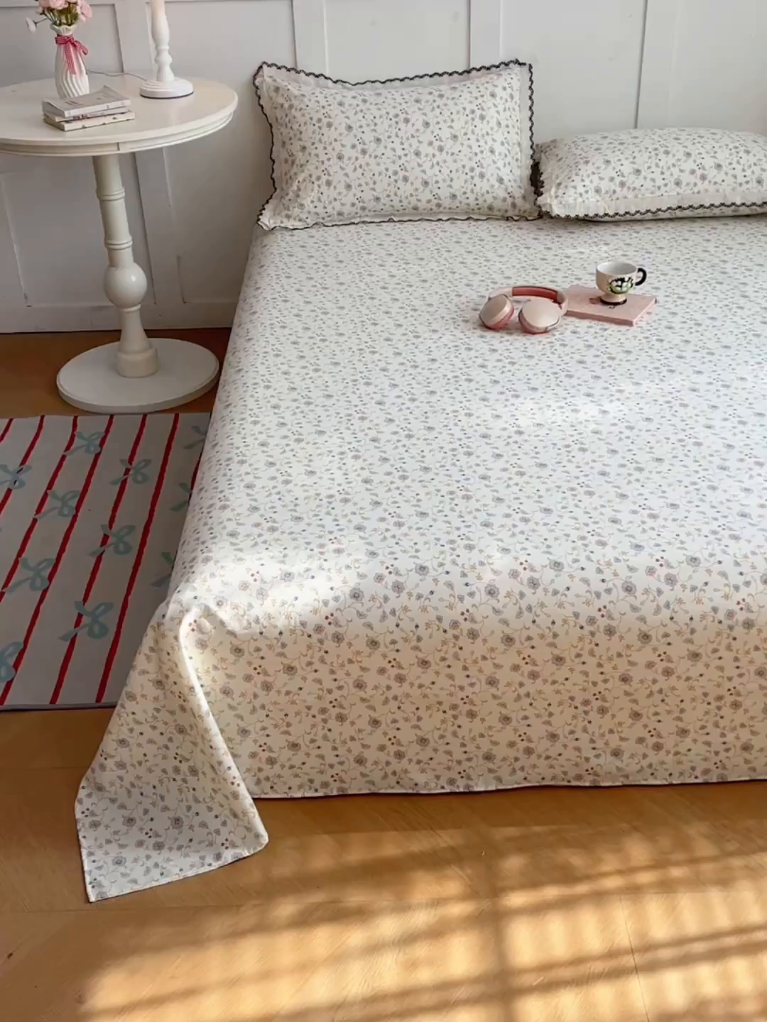 91家纺网 家纺一手货源 找家纺 梦舒羽 2026新款A类云朵棉床单亲肤四季款席梦思床罩全包床单三件套 花蔓清风