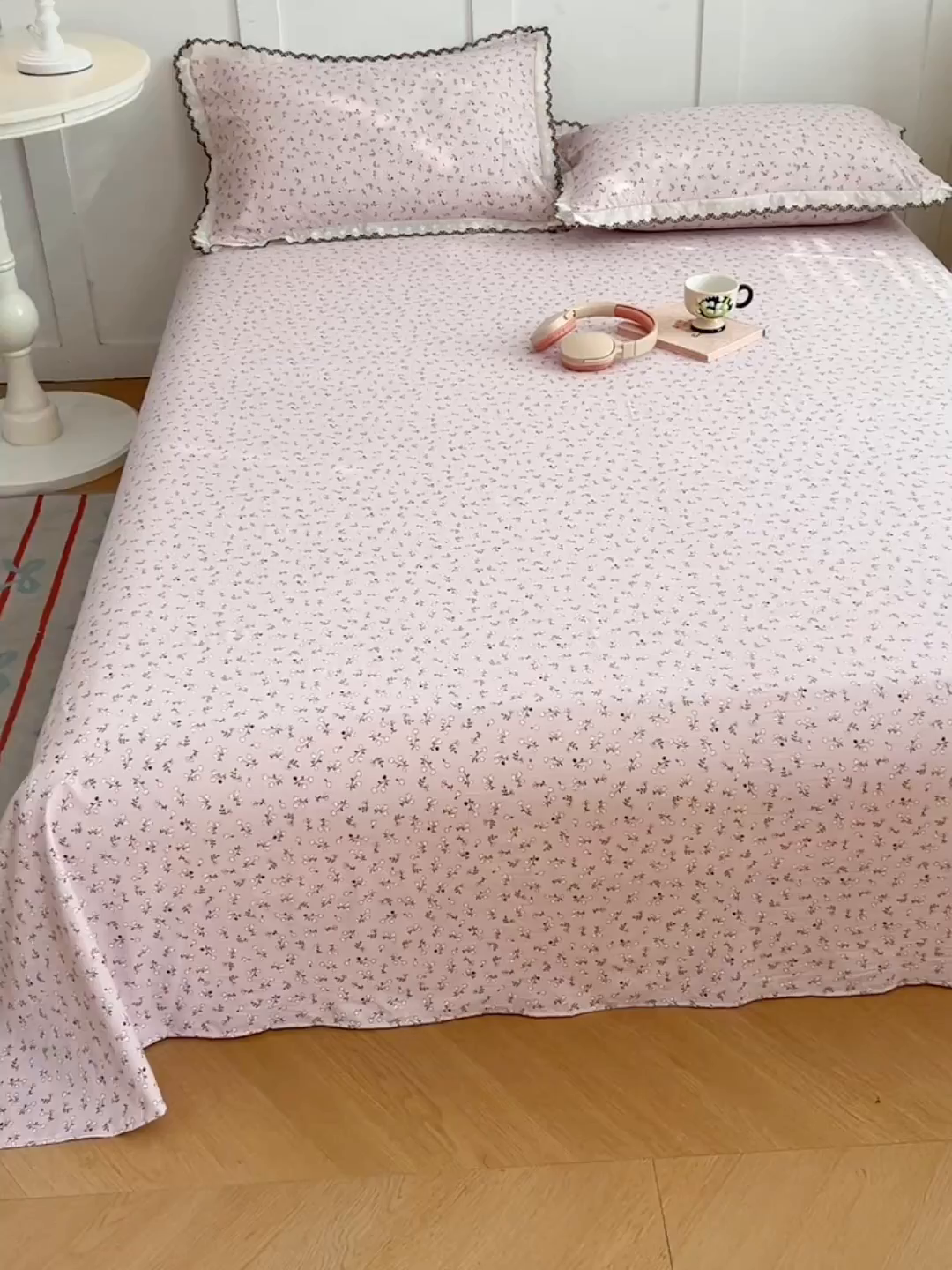 91家纺网 家纺一手货源 找家纺 梦舒羽 2026新款A类云朵棉床单亲肤四季款席梦思床罩全包床单三件套 爱丽丝-粉