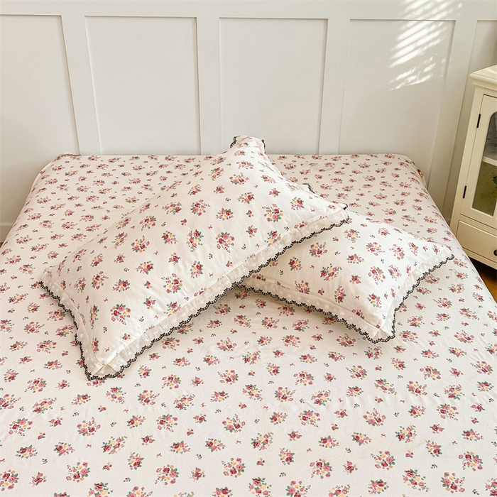 91家纺网 家纺一手货源 找家纺 梦舒羽 2026新款A类云朵棉蕾丝花边枕套宿舍单人单只一只装枕芯 粉黛花园（单层蕾丝花边）