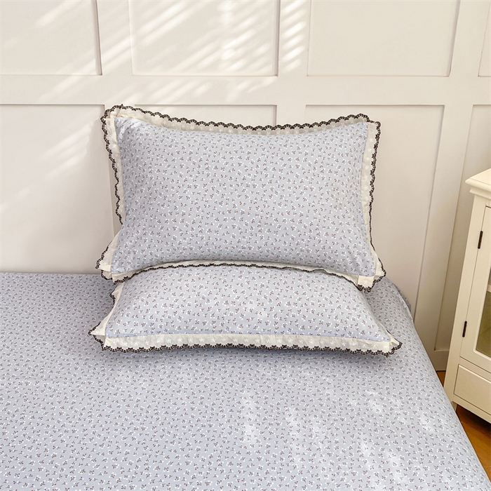 91家纺网 家纺一手货源 找家纺 梦舒羽 2026新款A类云朵棉蕾丝花边枕套宿舍单人单只一只装枕芯 满天星-蓝（单层蕾丝花边）