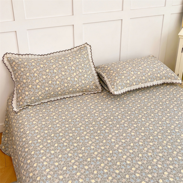 91家纺网 家纺一手货源 找家纺 梦舒羽 2026新款A类云朵棉蕾丝花边枕套宿舍单人单只一只装枕芯 海棠花开（单层蕾丝花边）