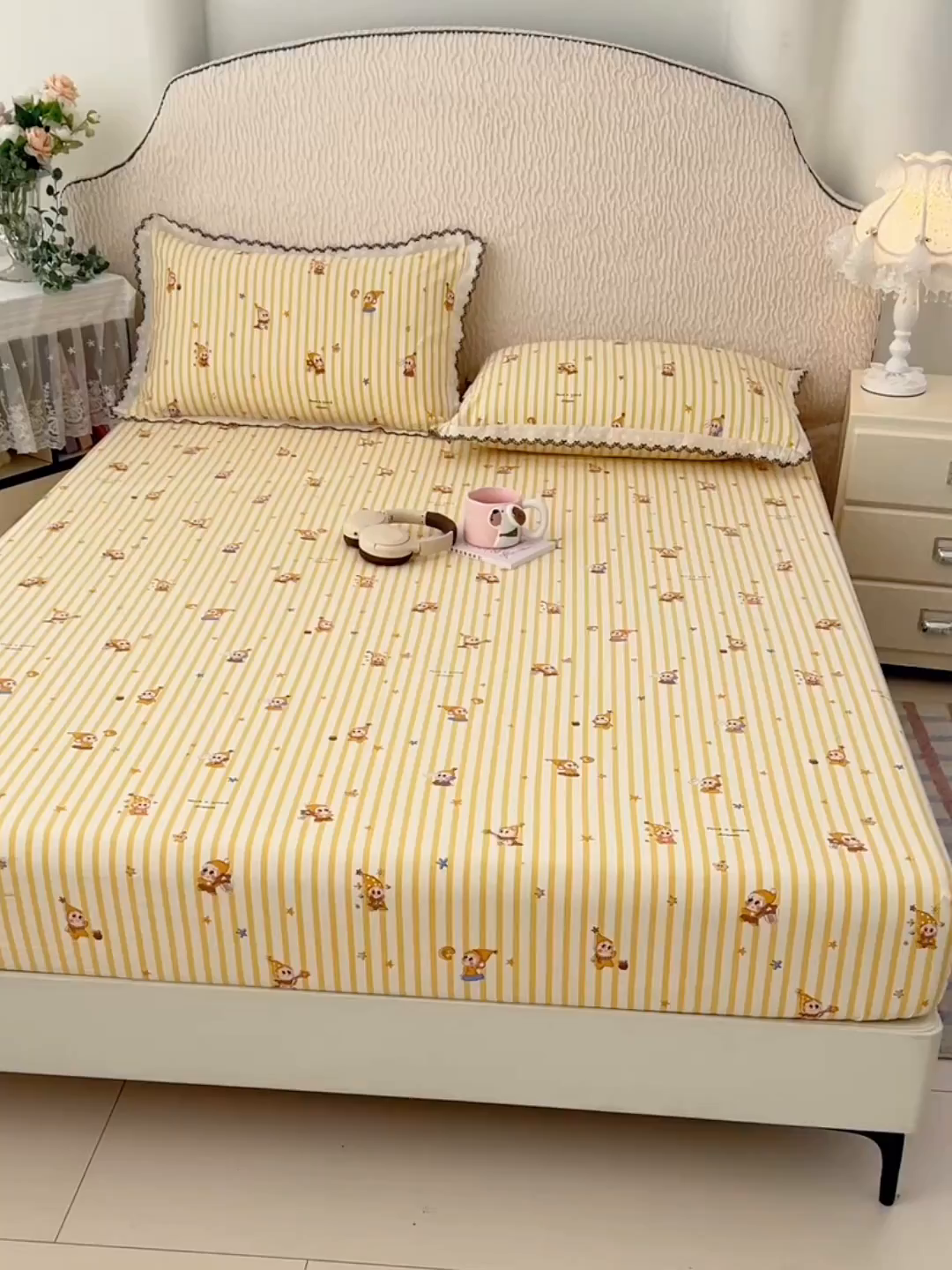 91家纺网 家纺一手货源 找家纺 圣比熊 2026新款A类云朵棉亲肤四季款床笠席梦思床罩全包床单三件套 小星愿