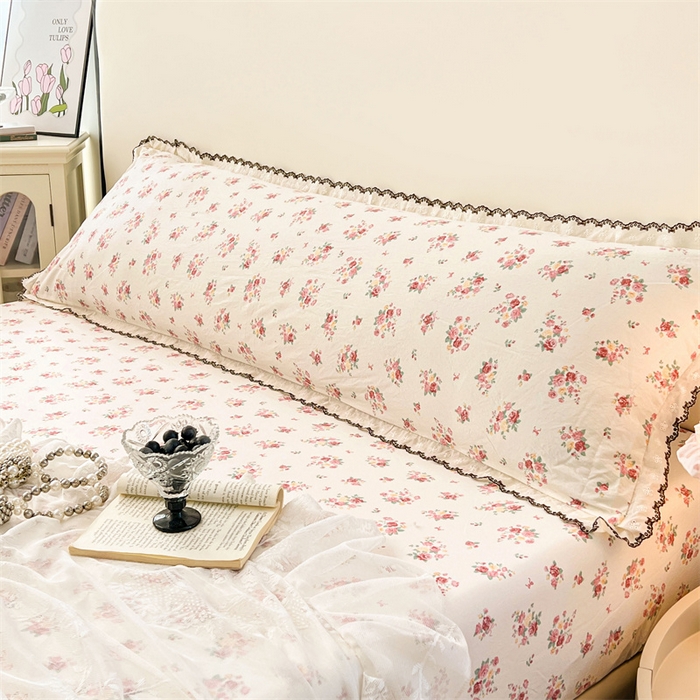 91家纺网 家纺一手货源 找家纺 梦舒羽 2026新款A类云朵棉蕾丝花边枕套宿舍情侣双人加长枕芯内胆套 粉黛花园（单层蕾丝花边）