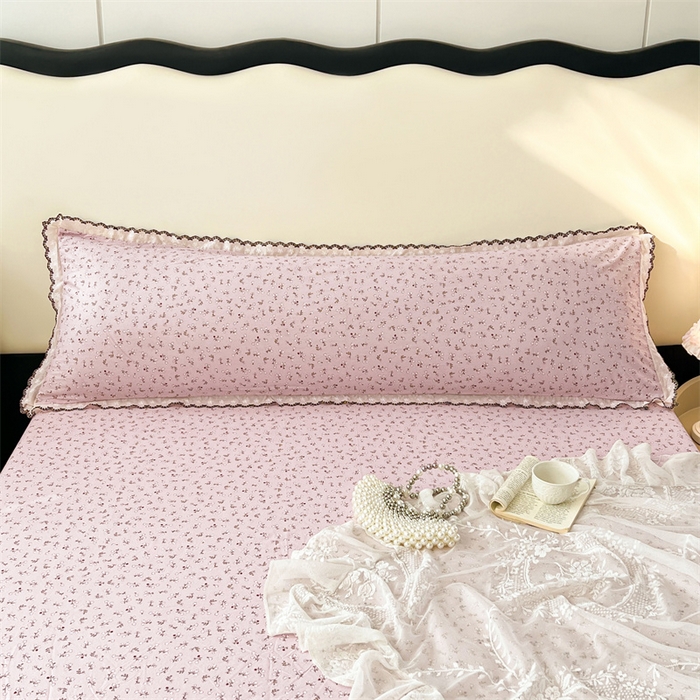 91家纺网 家纺一手货源 找家纺 梦舒羽 2026新款A类云朵棉蕾丝花边枕套宿舍情侣双人加长枕芯内胆套 爱丽丝-粉（单层蕾丝花边）