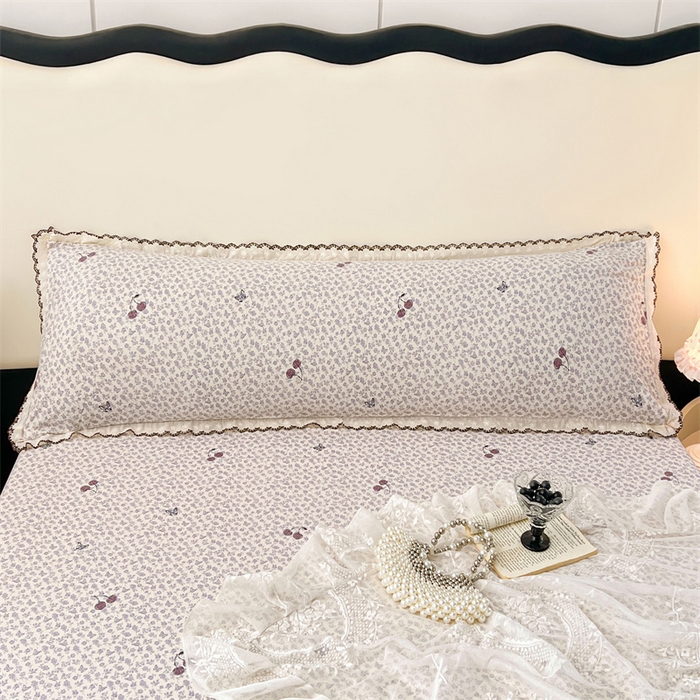 91家纺网 家纺一手货源 找家纺 梦舒羽 2026新款A类云朵棉蕾丝花边枕套宿舍情侣双人加长枕芯内胆套 蝴蝶梦境（单层蕾丝花边）