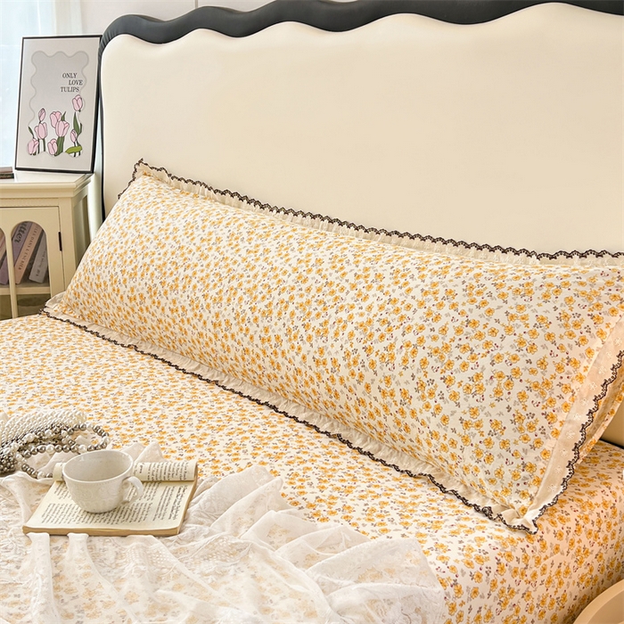 91家纺网 家纺一手货源 找家纺 梦舒羽 2026新款A类云朵棉蕾丝花边枕套宿舍情侣双人加长枕芯内胆套 春日暖阳（单层蕾丝花边）