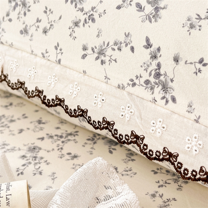 91家纺网 家纺一手货源 找家纺 梦舒羽 2026新款A类云朵棉蕾丝花边枕套宿舍情侣双人加长枕芯内胆套 兰亭序-灰（单层蕾丝花边）