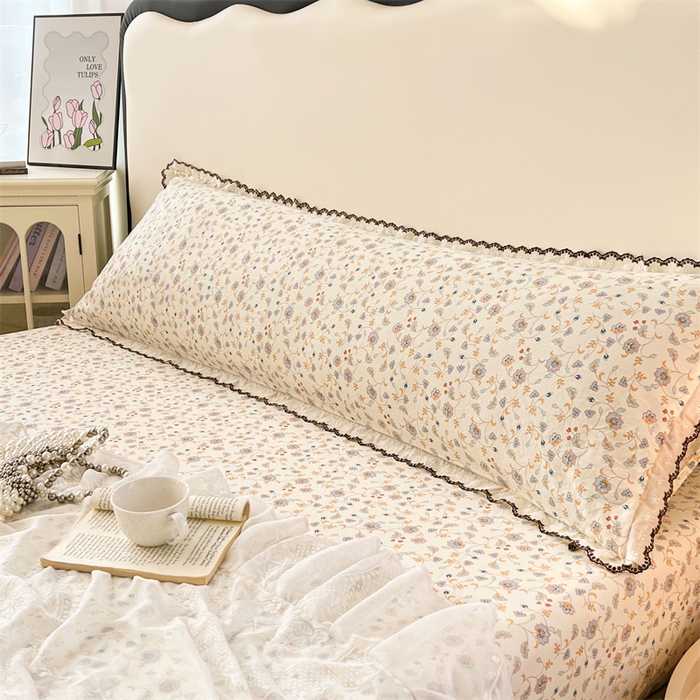 91家纺网 家纺一手货源 找家纺 梦舒羽 2026新款A类云朵棉蕾丝花边枕套宿舍情侣双人加长枕芯内胆套 花蔓清风（单层蕾丝花边）