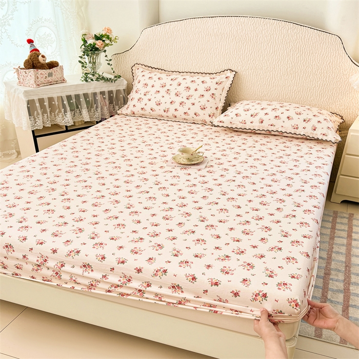 圣比熊 2026新款A类云朵棉亲肤四季款床笠席梦思床罩全包床单三件套 粉黛花园