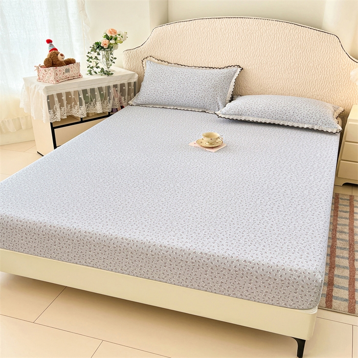 91家纺网 家纺一手货源 找家纺 圣比熊 2026新款A类云朵棉亲肤四季款床笠席梦思床罩全包床单三件套 满天星-蓝