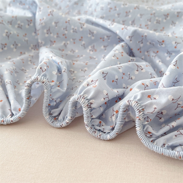 91家纺网 家纺一手货源 找家纺 圣比熊 2026新款A类云朵棉亲肤四季款床笠席梦思床罩全包床单三件套 满天星-蓝