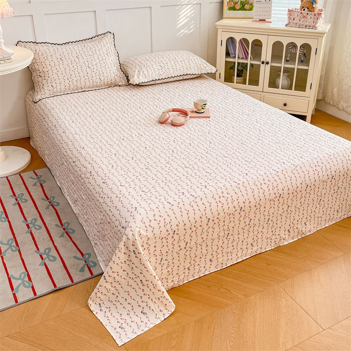 91家纺网 家纺一手货源 找家纺 圣比熊 2026新款A类云朵棉床单亲肤四季款席梦思床罩全包床单三件套 花漾甜心