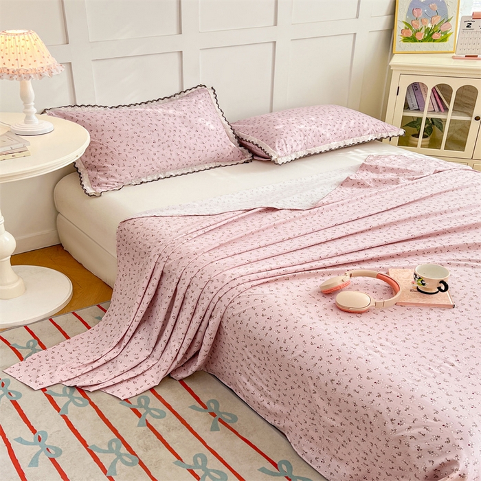 91家纺网 家纺一手货源 找家纺 圣比熊 2026新款A类云朵棉床单亲肤四季款席梦思床罩全包床单三件套 爱丽丝-粉