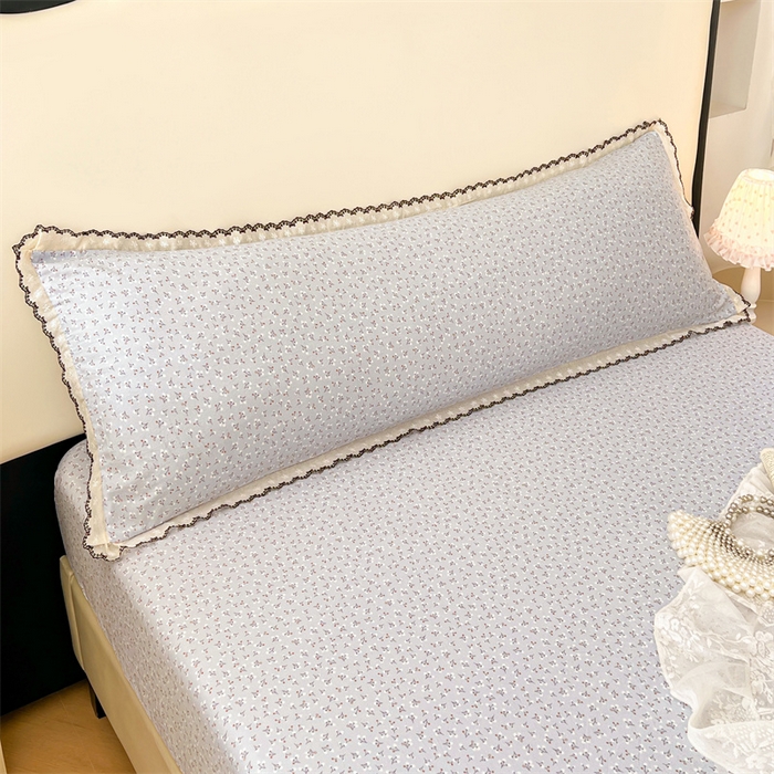 91家纺网 家纺一手货源 找家纺 圣比熊 2026新款A类云朵棉蕾丝花边枕套宿舍情侣双人加长枕芯内胆套 满天星-蓝（单层蕾丝花边）