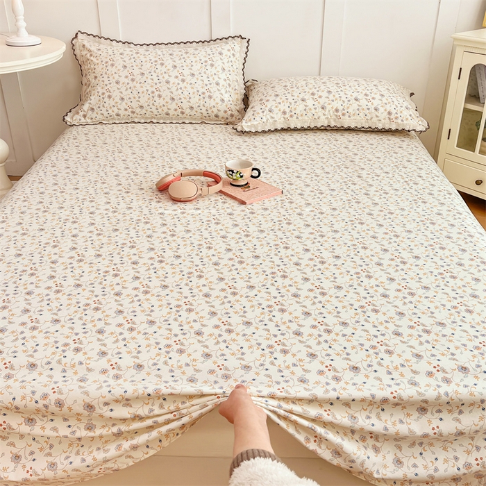 91家纺网 家纺一手货源 找家纺 圣比熊 2026新款A类云朵棉床单亲肤四季款席梦思床罩全包床单三件套 花蔓清风
