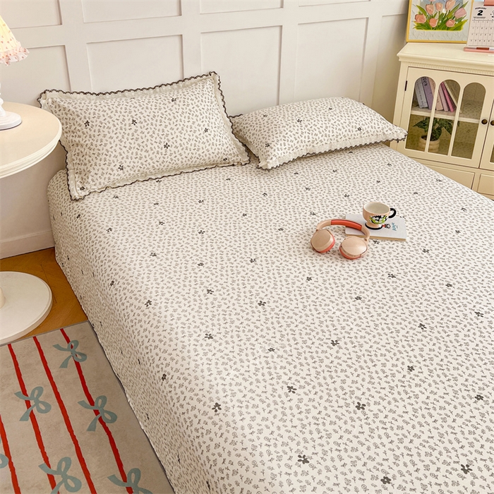 91家纺网 家纺一手货源 找家纺 圣比熊 2026新款A类云朵棉床单亲肤四季款席梦思床罩全包床单三件套 花无意