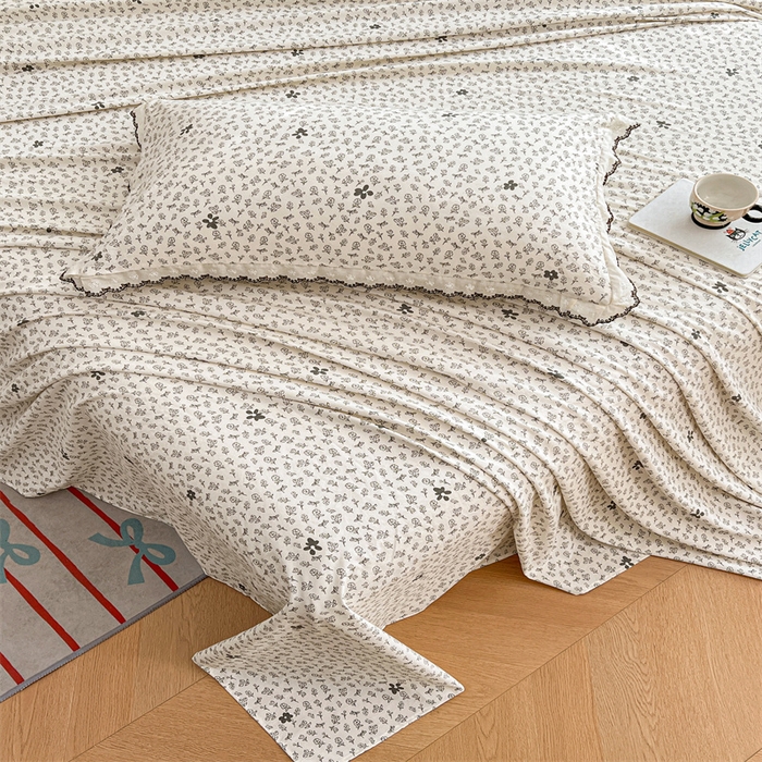 91家纺网 家纺一手货源 找家纺 圣比熊 2026新款A类云朵棉床单亲肤四季款席梦思床罩全包床单三件套 花无意