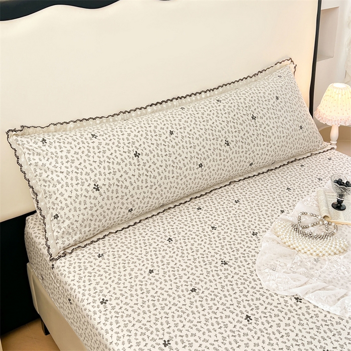 91家纺网 家纺一手货源 找家纺 圣比熊 2026新款A类云朵棉蕾丝花边枕套宿舍情侣双人加长枕芯内胆套 花无意（单层蕾丝花边）