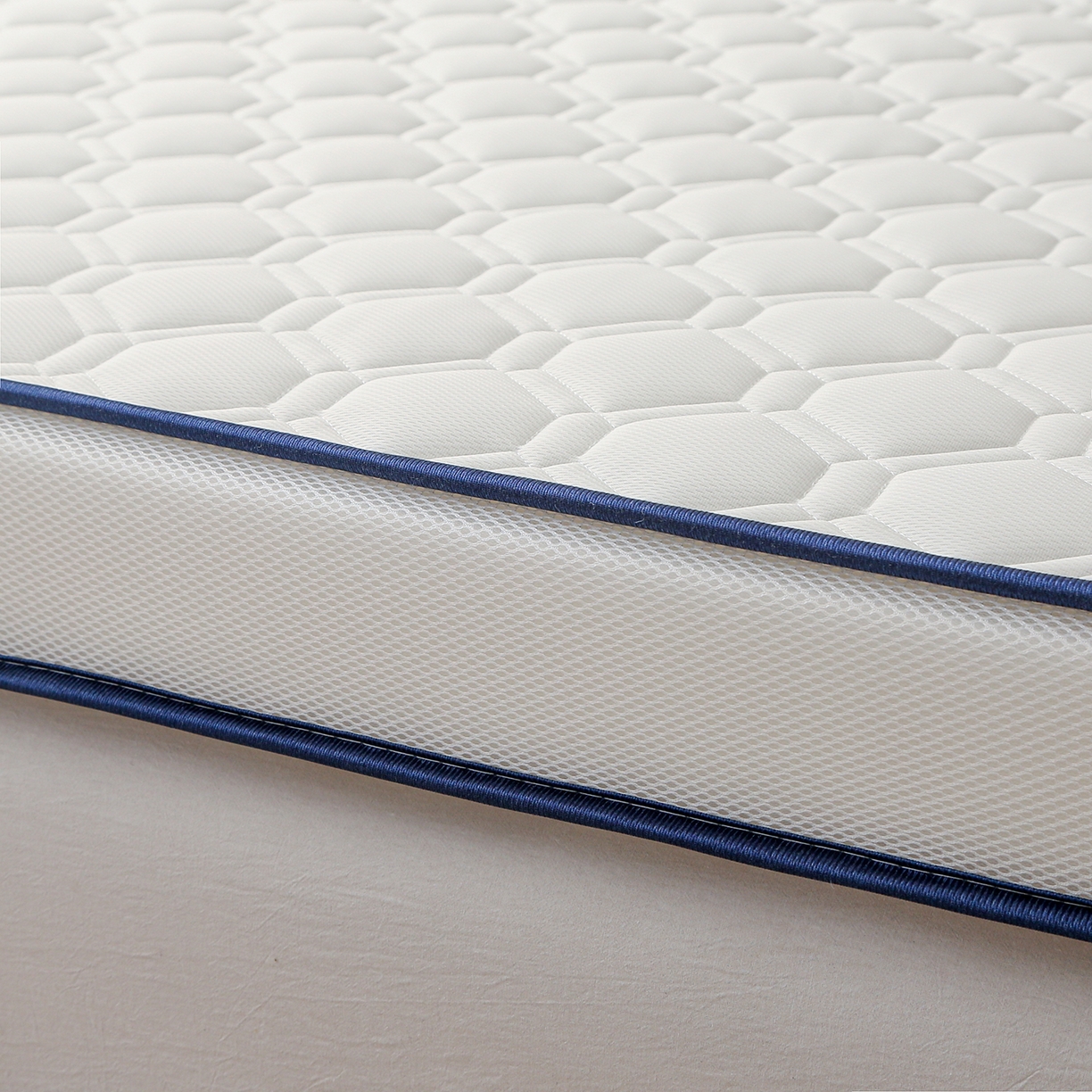 91家纺网 家纺一手货源 找家纺 芊梵床垫 2026新款多多爆款立体硬质棉床垫 三菱格-白