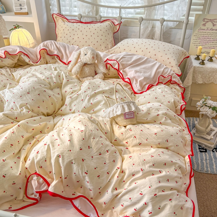 91家纺网 家纺一手货源 找家纺 （总）贝凯瑞 2026新款水洗棉仿棉木棉双层纱粉嫩可爱公主清新ins四件套-樱桃气泡水+郁金奶芙卷