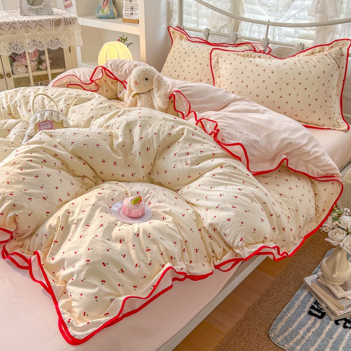 91家纺网 家纺一手货源 找家纺 （总）贝凯瑞 2026新款水洗棉仿棉木棉双层纱粉嫩可爱公主清新ins四件套-樱桃气泡水+郁金奶芙卷