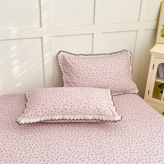 91家纺网 家纺一手货源 找家纺 圣比熊 2026新款A类云朵棉蕾丝花边枕套宿舍单人单只一只装枕芯内胆套 爱丽丝-粉（单层蕾丝花边）