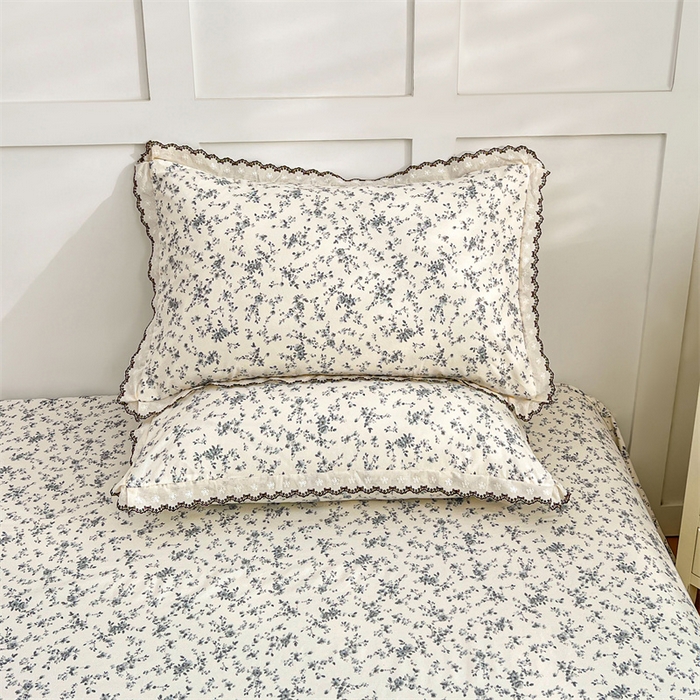 91家纺网 家纺一手货源 找家纺 圣比熊 2026新款A类云朵棉蕾丝花边枕套宿舍单人单只一只装枕芯内胆套 兰亭序-灰（单层蕾丝花边）