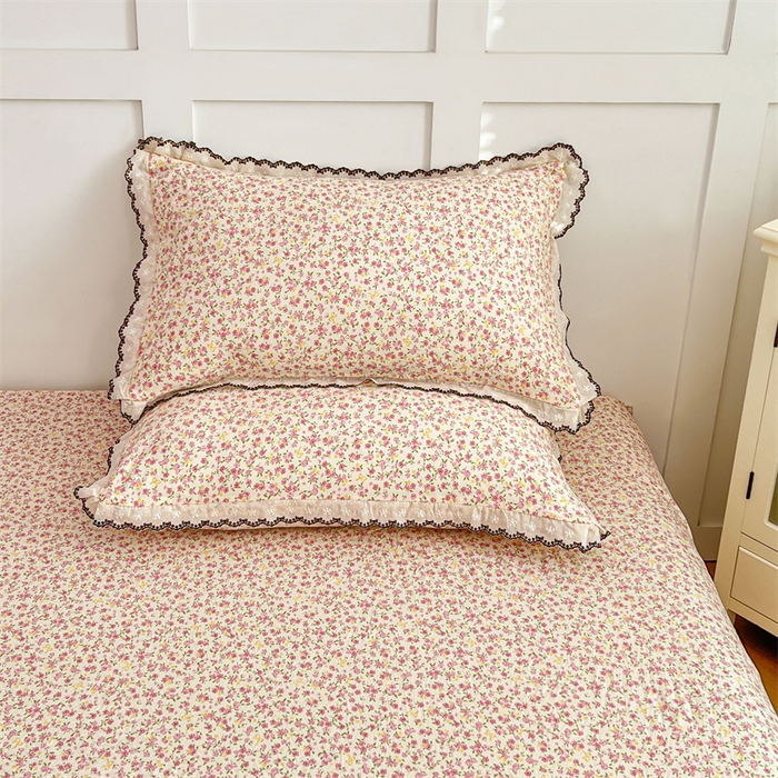 91家纺网 家纺一手货源 找家纺 圣比熊 2026新款A类云朵棉蕾丝花边枕套宿舍单人单只一只装枕芯内胆套 芊芊花海（单层蕾丝花边）