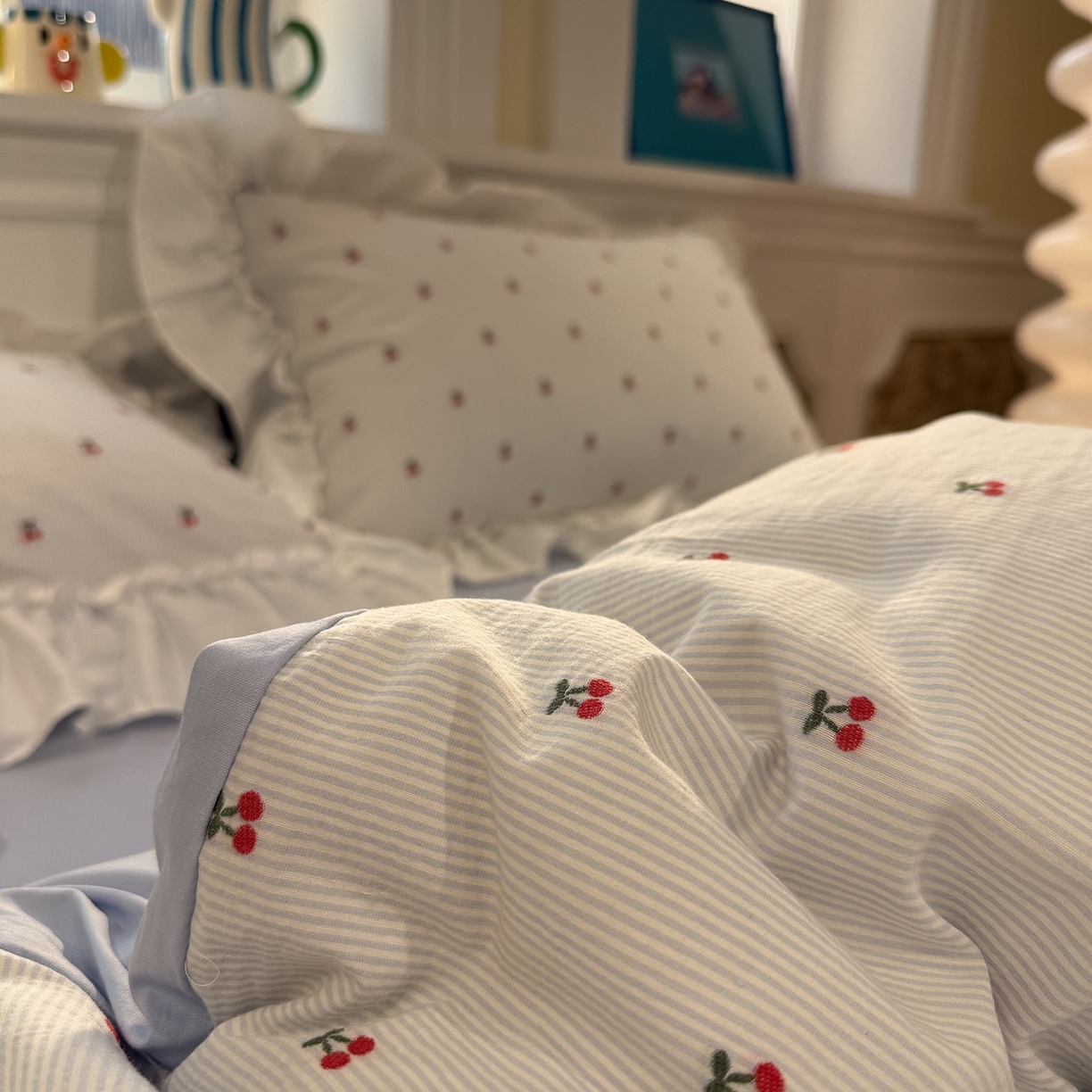 91家纺网 家纺一手货源 找家纺 觅糖家纺 2026新款全棉水洗棉色织提花四件套-樱桃甜梦（会员-5） 樱桃甜梦蓝