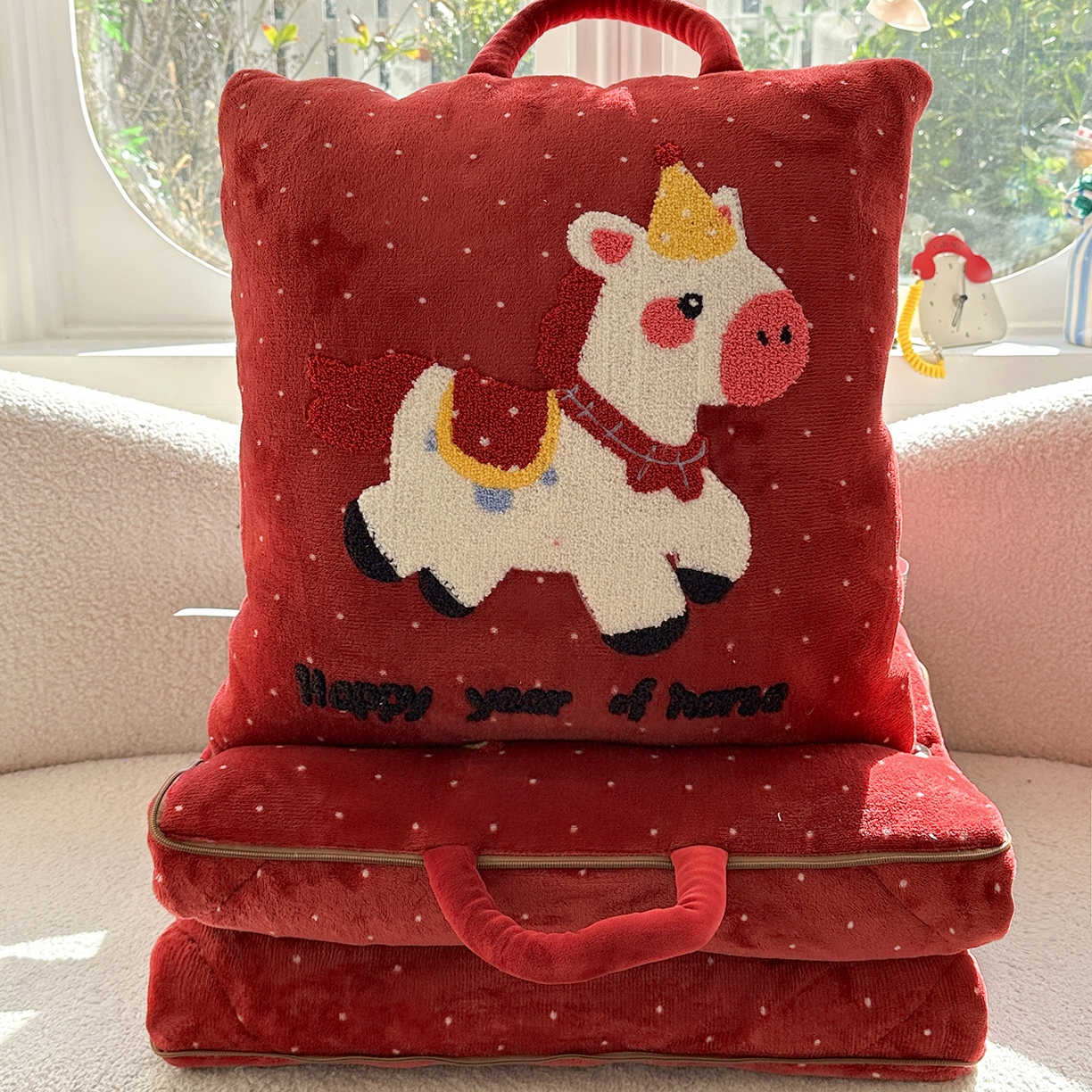 91家纺网 家纺一手货源 找家纺 【1.30周五秒杀 九人助力0.01带回家】牛奶绒小马家族抱枕被