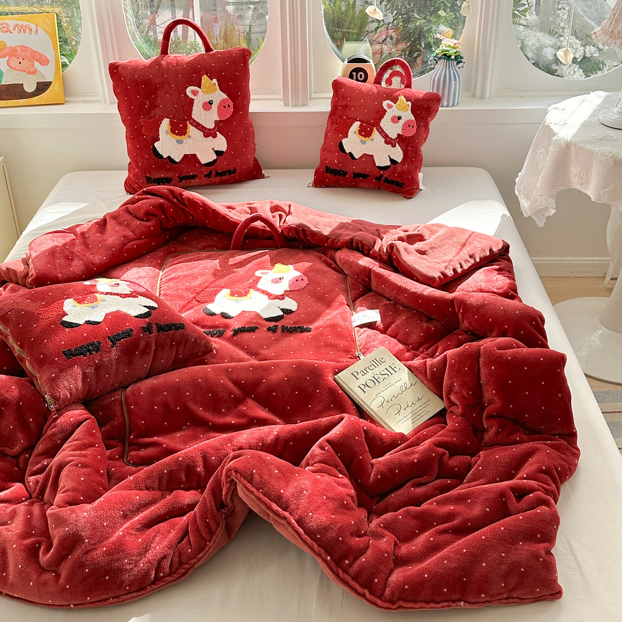 91家纺网 家纺一手货源 找家纺 【1.30周五秒杀 九人助力0.01带回家】牛奶绒小马家族抱枕被