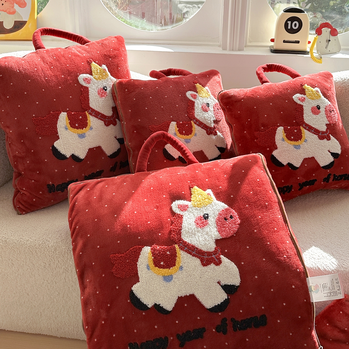 91家纺网 家纺一手货源 找家纺 【1.30周五秒杀 九人助力0.01带回家】牛奶绒小马家族抱枕被