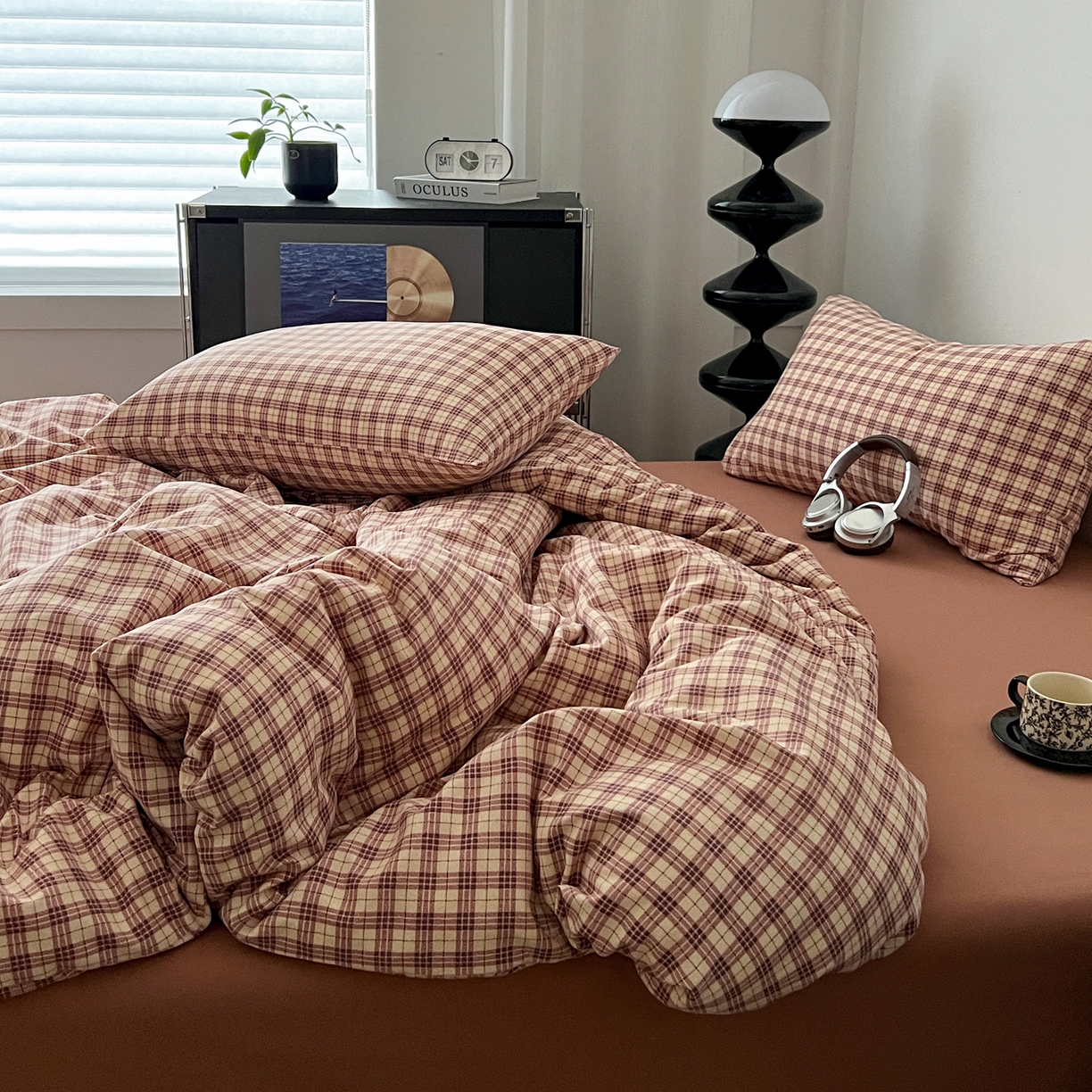 91家纺网 家纺一手货源 找家纺 你好美丽 2026新款130克高克重格调简麻水洗四件套（暗合） 格调红小格