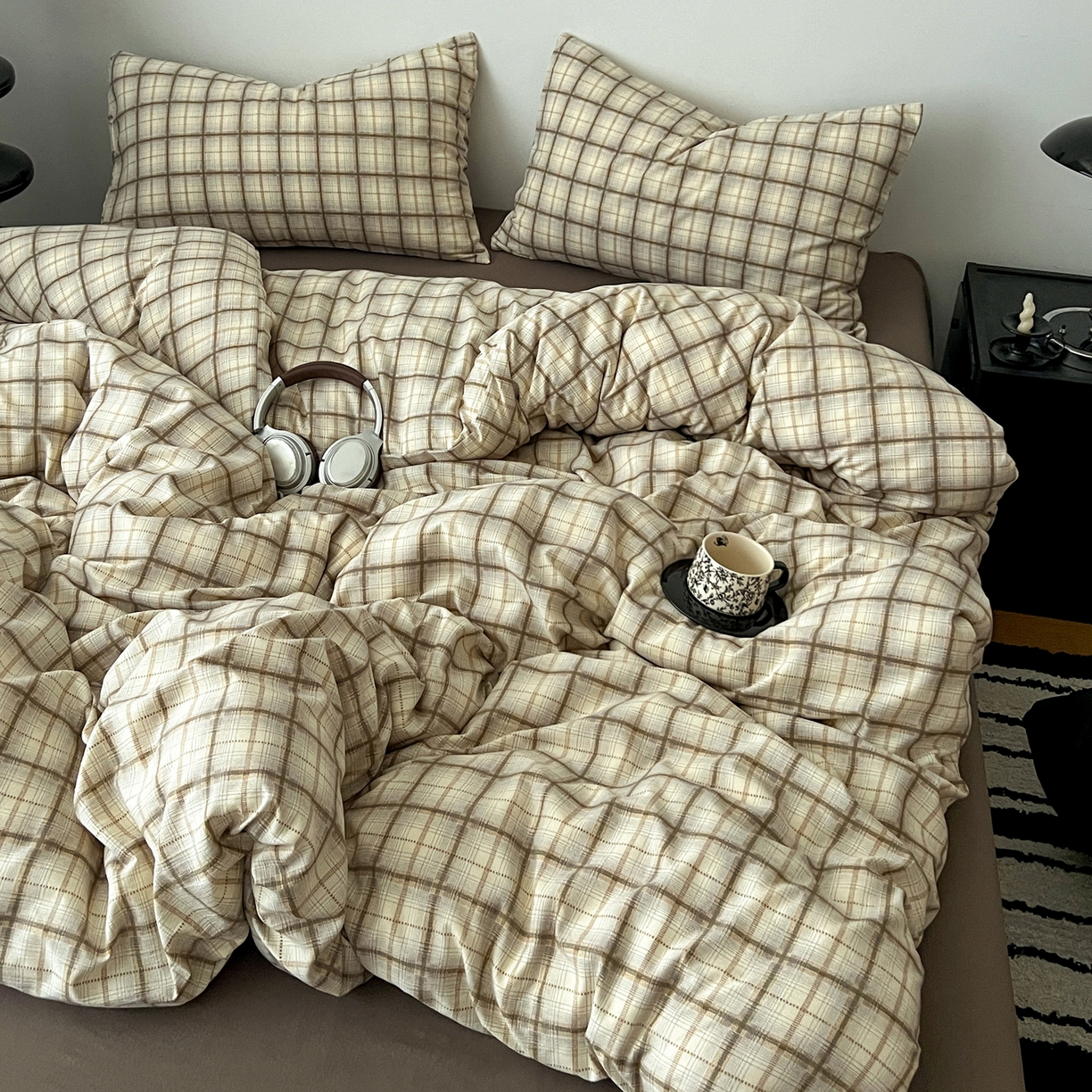 91家纺网 家纺一手货源 找家纺 你好美丽 2026新款130克高克重格调简麻水洗四件套（暗合） 格调咖大格