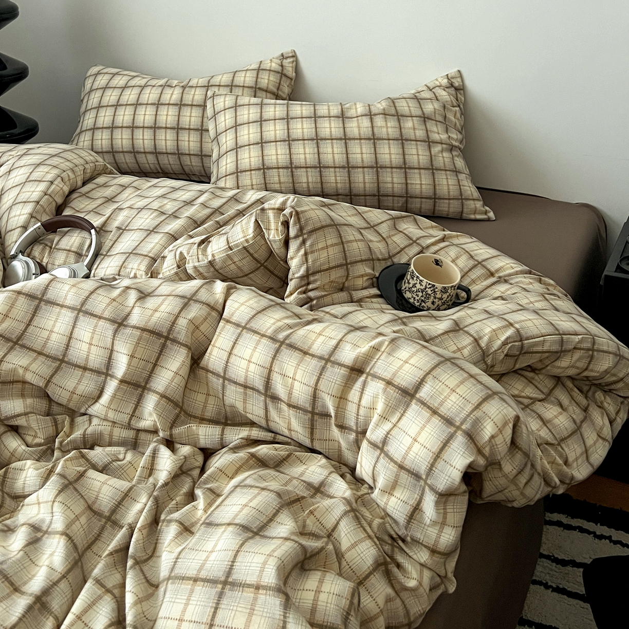 91家纺网 家纺一手货源 找家纺 你好美丽 2026新款130克高克重格调简麻水洗四件套（暗合） 格调咖大格