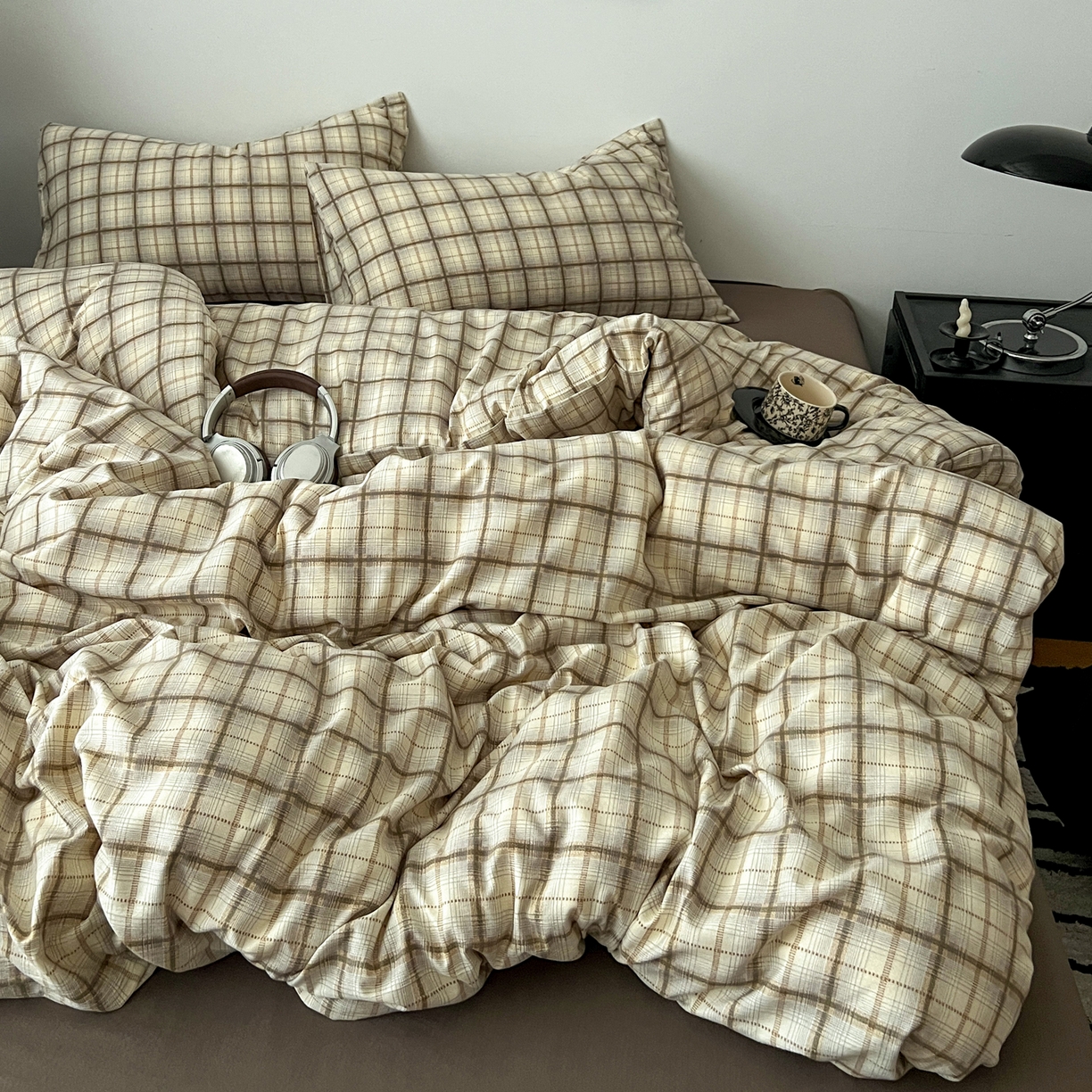 91家纺网 家纺一手货源 找家纺 你好美丽 2026新款130克高克重格调简麻水洗四件套（暗合） 格调咖大格