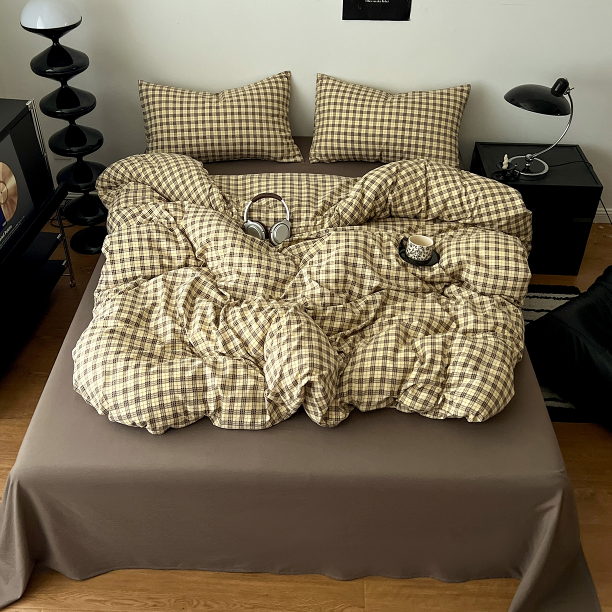 91家纺网 家纺一手货源 找家纺 你好美丽 2026新款130克高克重格调简麻水洗四件套（暗合） 格调咖小格